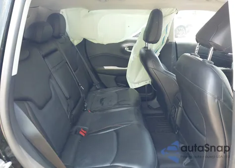 2018 Jeep Compass Limited 4X4 z USA, uszkodzony, nr VIN 3C4NJDCB3JT153578